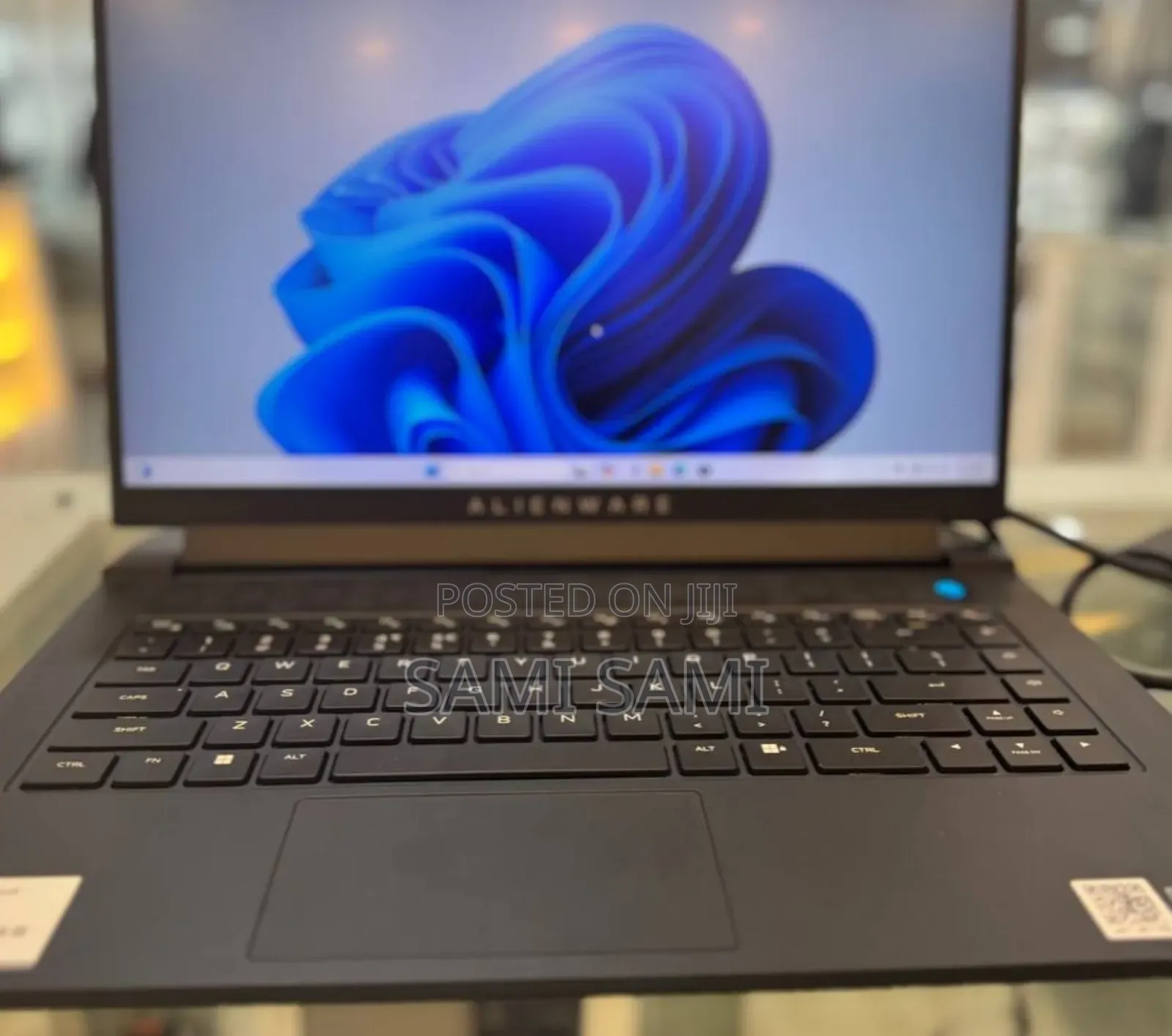 New Laptop Alienware M15 R3 16GB AMD Ryzen 7 SSD 512GB