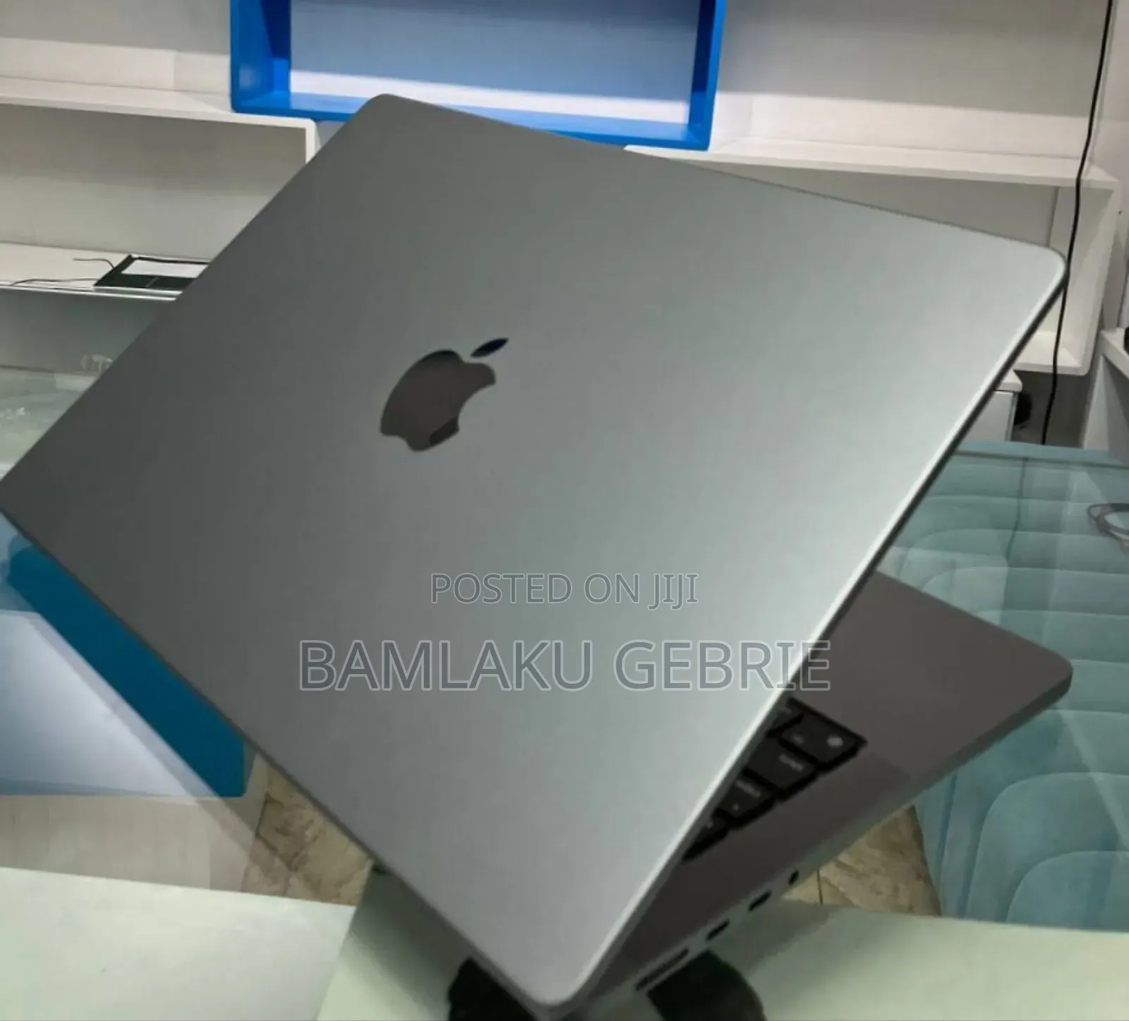 New Laptop Apple MacBook Pro M1 16GB Apple M1 SSD 1T