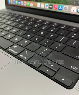 New Laptop Apple MacBook Pro M1 16GB Apple M1 SSD 1T