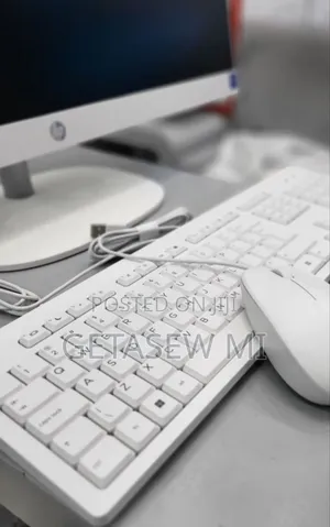 Photo - New HP ProOne 240 G10 All-in-One 8GB Intel Core I7 SSD 512GB