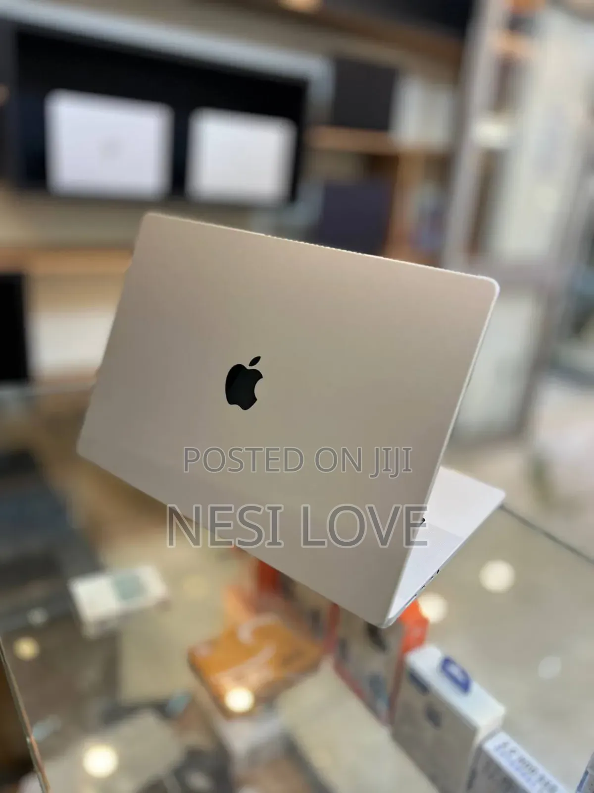 New Laptop Apple MacBook Pro M1 16GB SSD 512GB