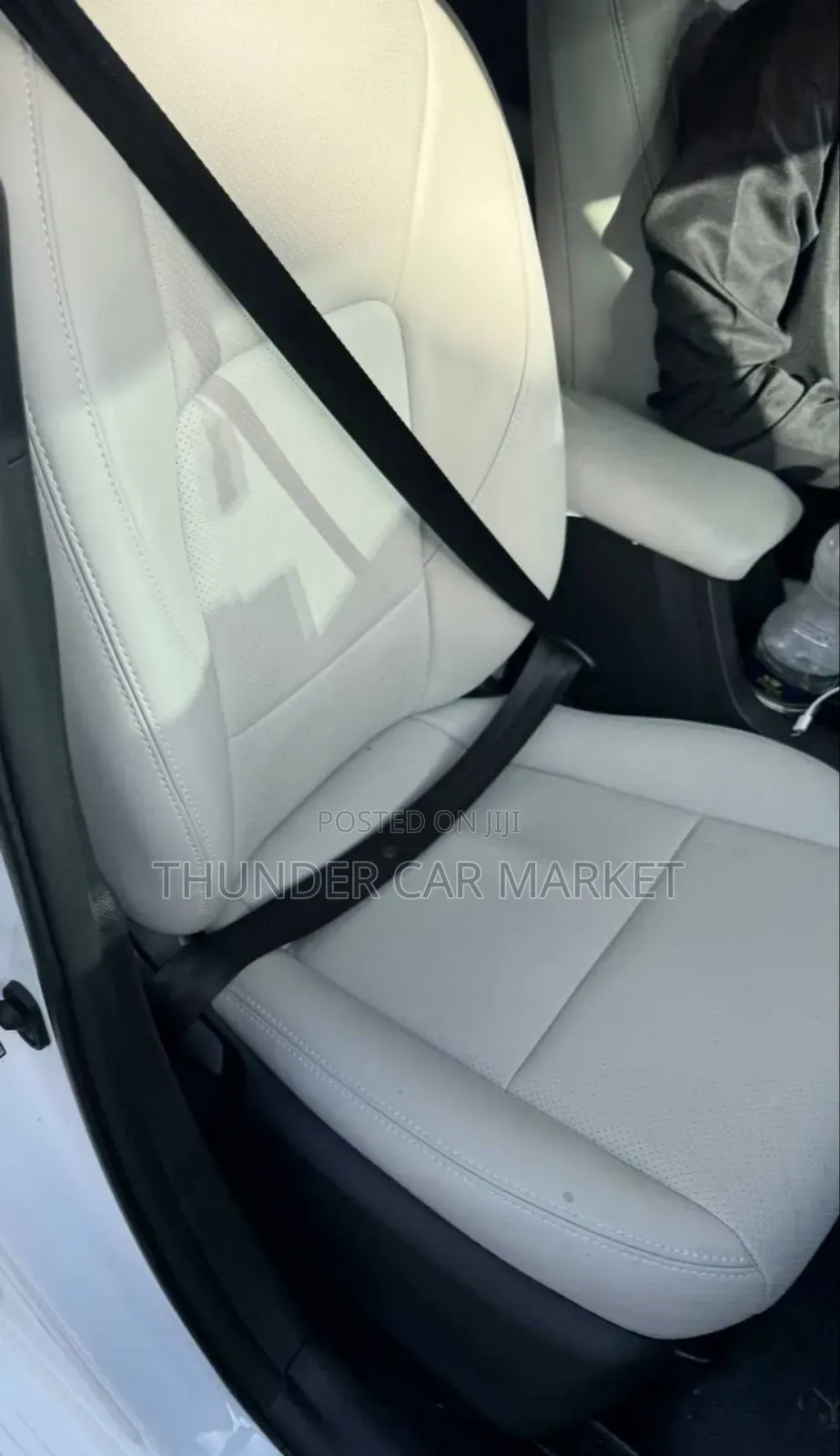 Toyota Corolla 2023 White