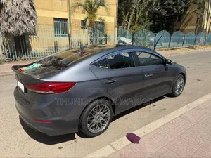 Hyundai Avante 2017 Silver