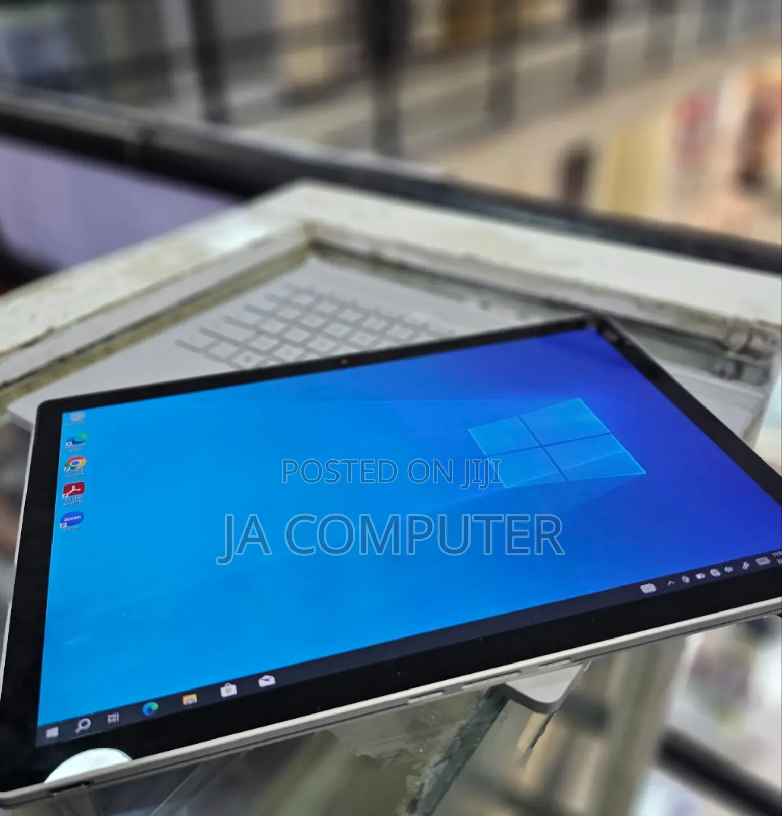 New Laptop Microsoft Surface Book 3 16GB Intel Core I7 SSD 256GB