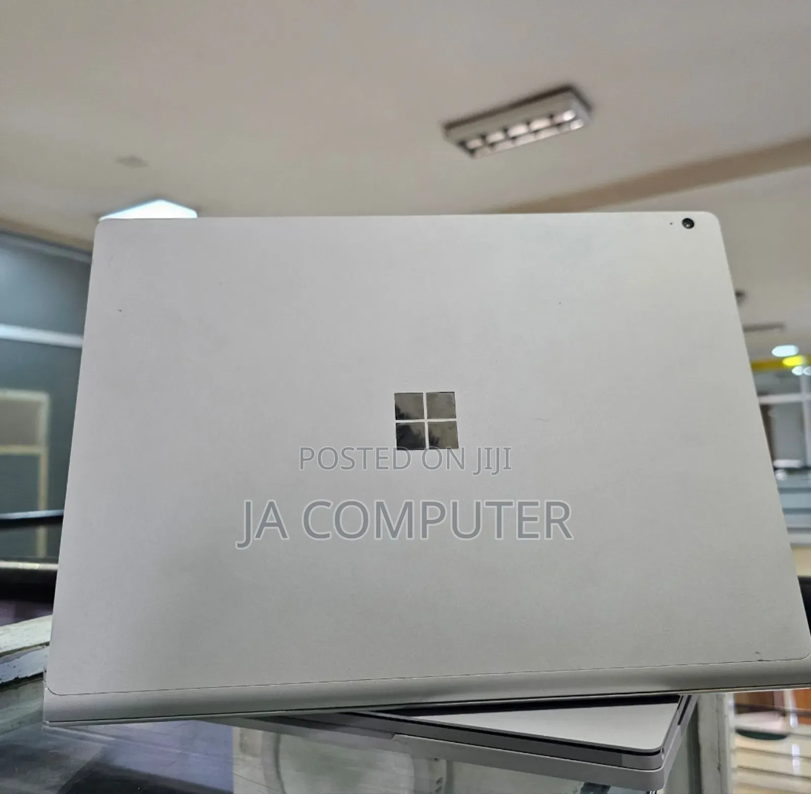 New Laptop Microsoft Surface Book 3 16GB Intel Core I7 SSD 256GB