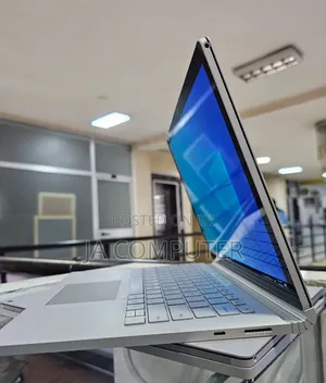 New Laptop Microsoft Surface Book 3 16GB Intel Core I7 SSD 256GB