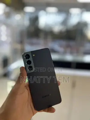 Photo - Samsung Galaxy S22 5G 256 GB Green