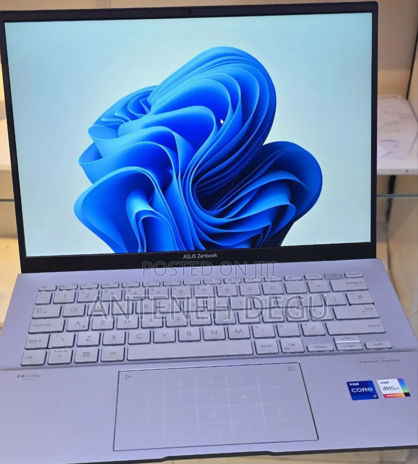 New Laptop Asus Zenbook 14 UX434 16GB Intel Core I7 SSD 1T