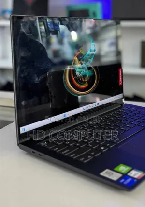 New Laptop Lenovo Yoga 7i 16GB Intel Core I5 SSD 512GB