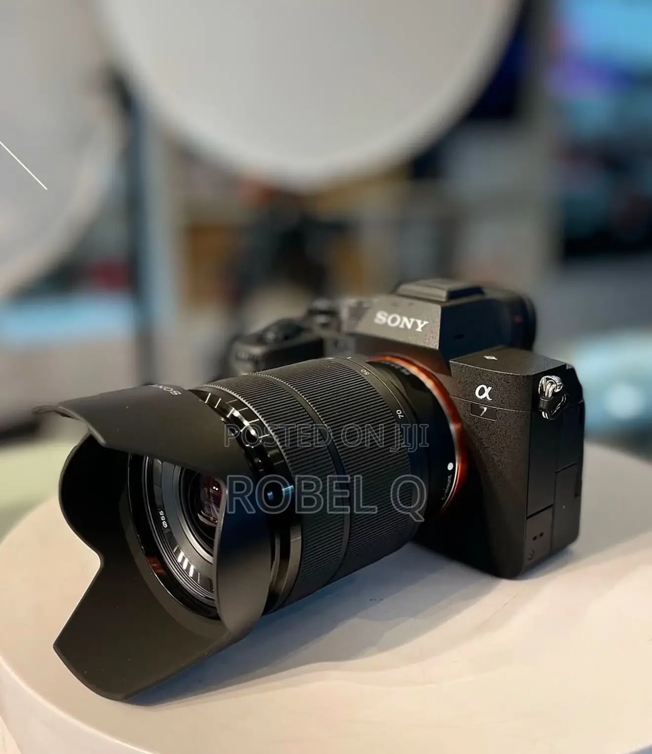 Sony Alpha 7 Iv With Lens 28-70mm Ilce