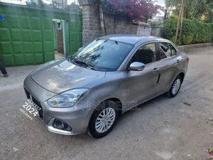 Photo - Suzuki Dzire 2021 Silver
