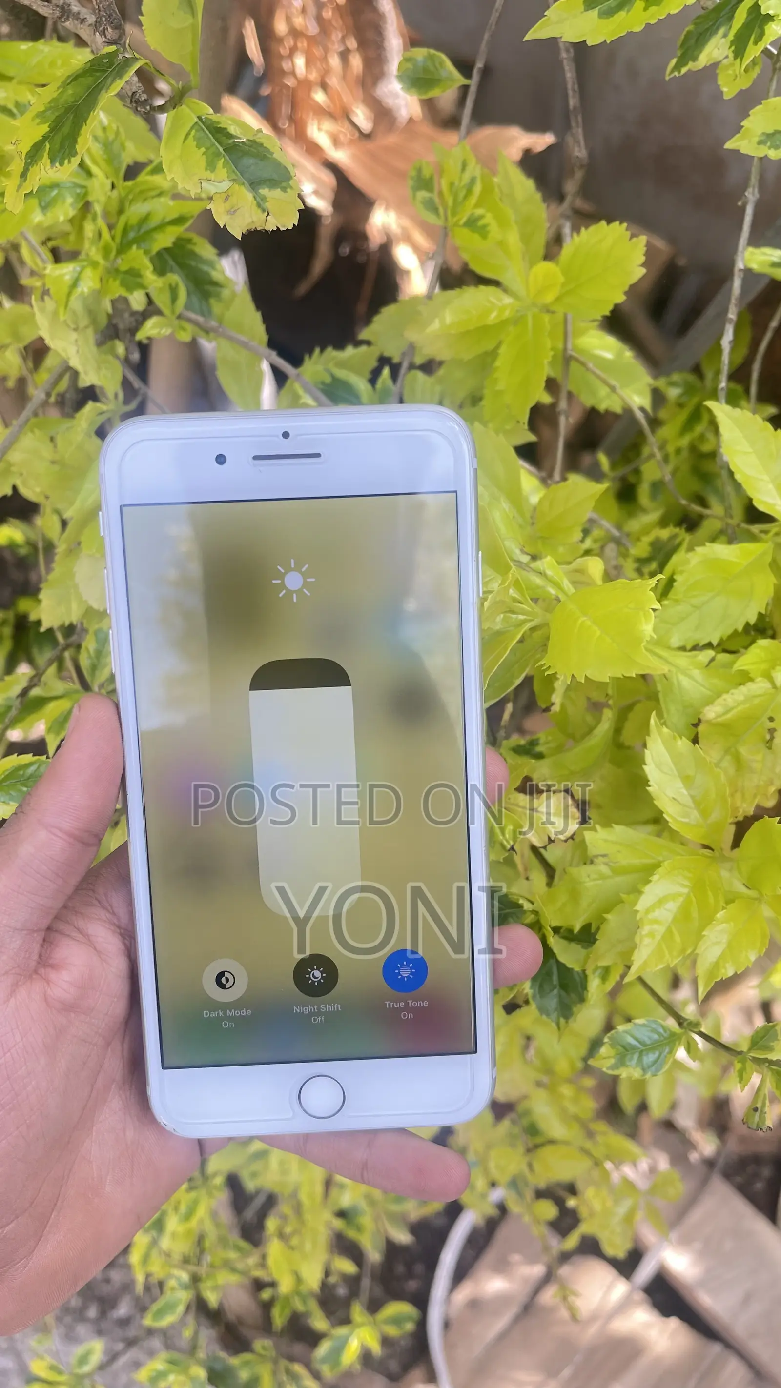 New Apple iPhone 8 Plus 64 GB White