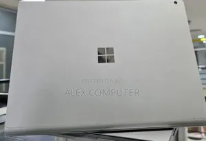 Photo - New Laptop Microsoft Surface Book 2 16GB Intel Core I7 SSD 256GB