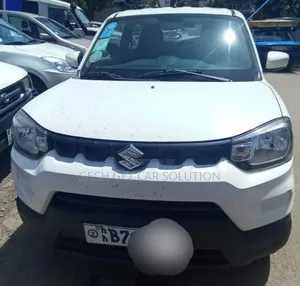 Photo - Suzuki S-Presso 2020 White