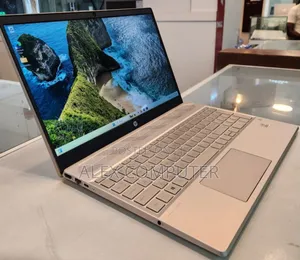 New Laptop HP Pavilion 15 8GB Intel Core I5 SSD 512GB