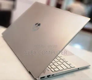 New Laptop HP Pavilion 15 8GB Intel Core I5 SSD 512GB