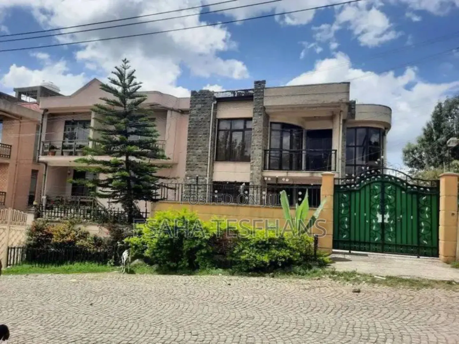 Furnished 5bdrm House in G+1 House For Rent, Bole for rent