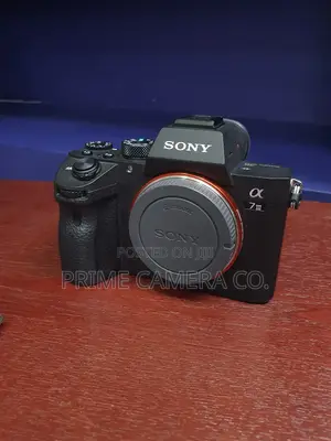 Photo - Sony A7iii Mirrorless Camera With 28-70mm Lens (New)