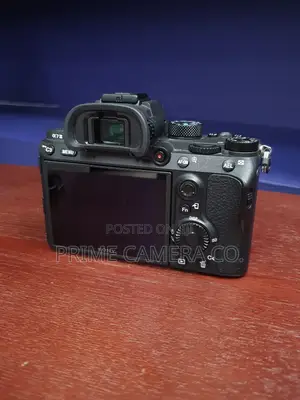 Sony A7iii Mirrorless Camera With 28-70mm Lens (New)