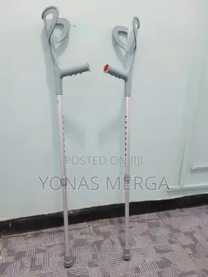 Photo - Forearm Crutche for Adults፻挖new Sturdier Rubber Tip-Crutches