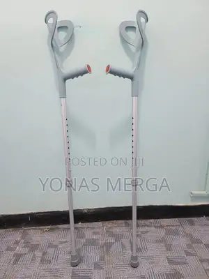 Photo - Crutches With PVC Handle -Medium-Pair昡፮max Weight :150kg