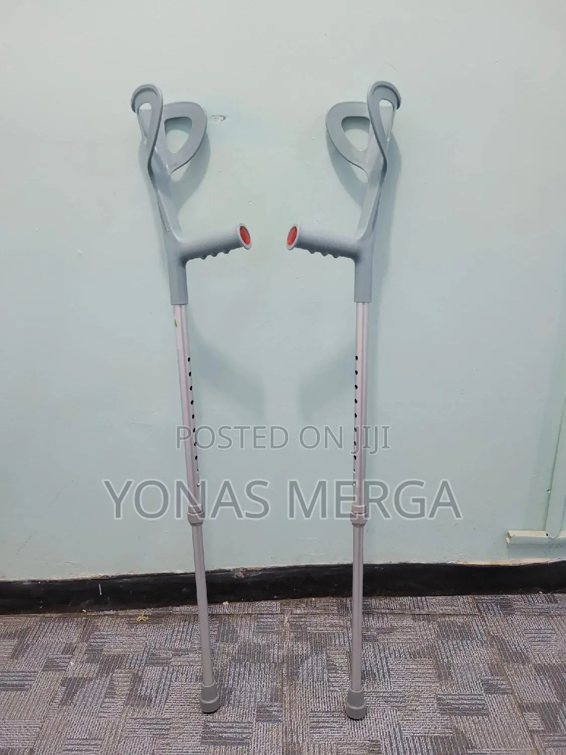 Comfortable Crutches for Ankle Fracture Broken Foot |2pc