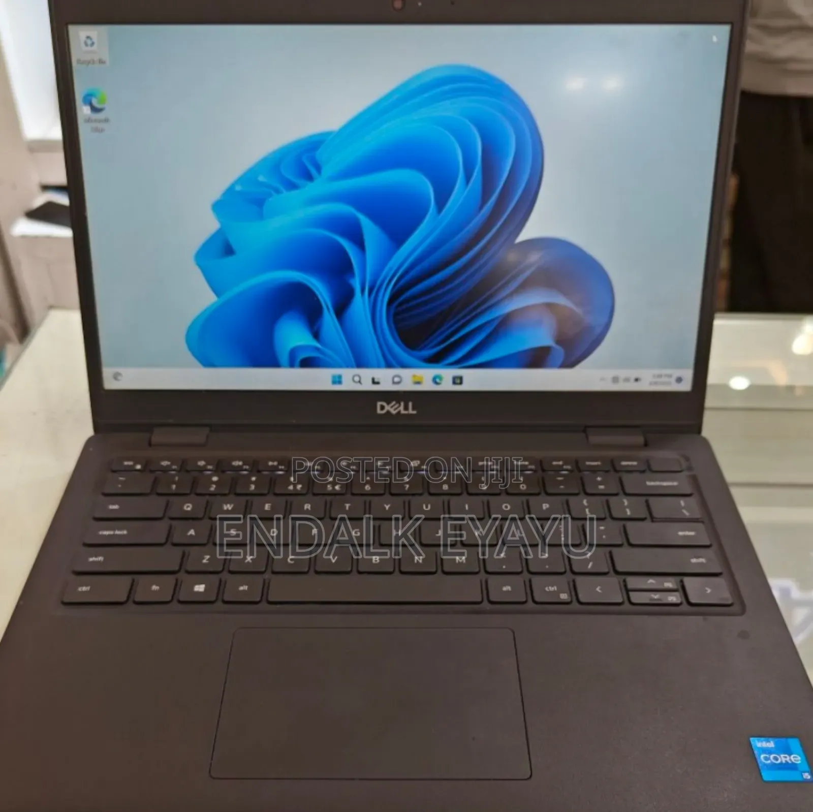 New Laptop Dell 8GB Intel Core I5 SSD 256GB