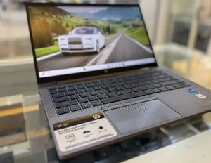 New Laptop HP ZBook Firefly G8 16GB Intel Core I7 SSD 1T