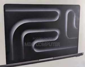 Photo - New Laptop Apple MacBook Pro 2024 M4 14-Inch 24GB Intel SSD 512GB