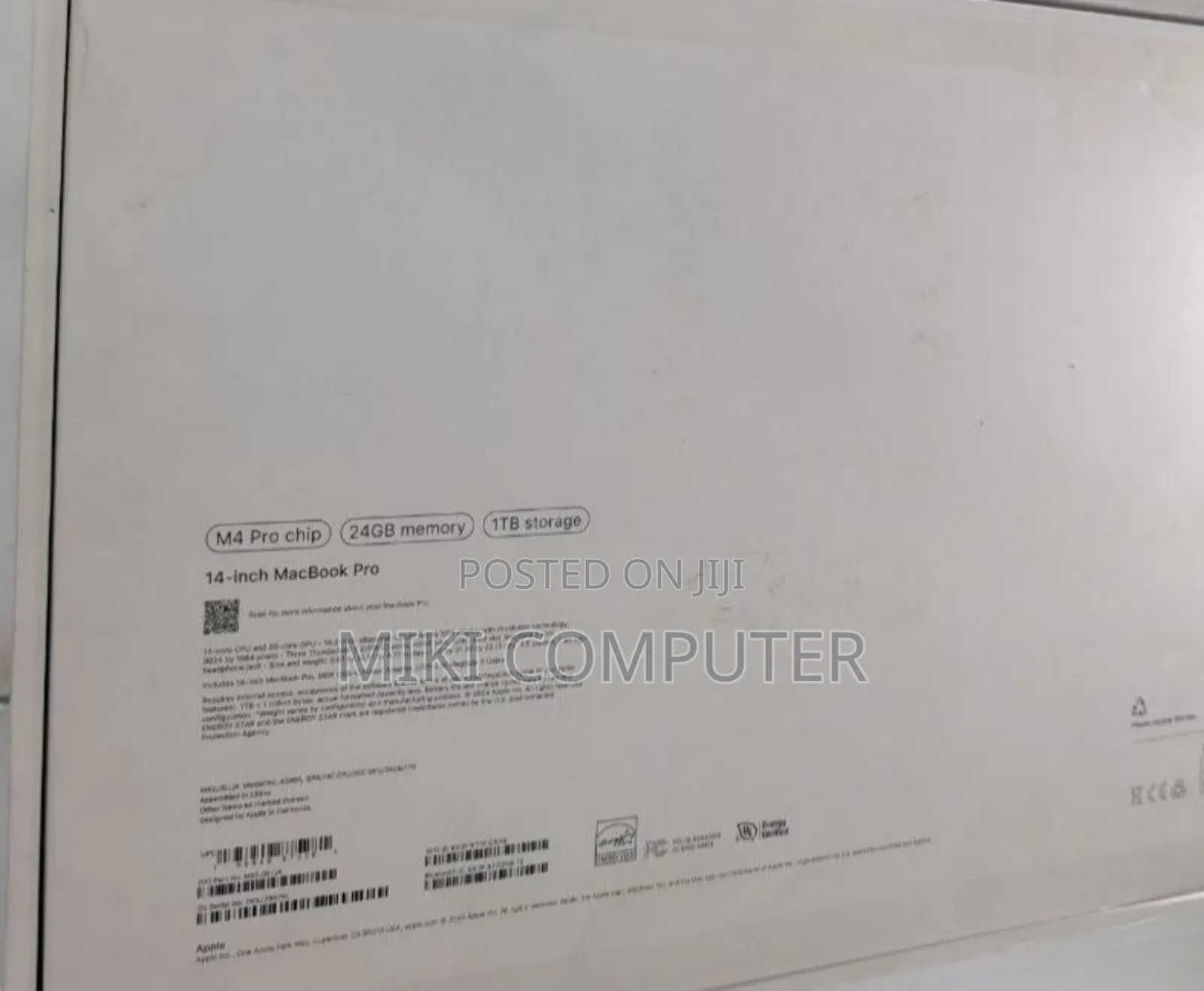 New Laptop Apple MacBook Pro 2024 M4 14-Inch 24GB Intel SSD 512GB