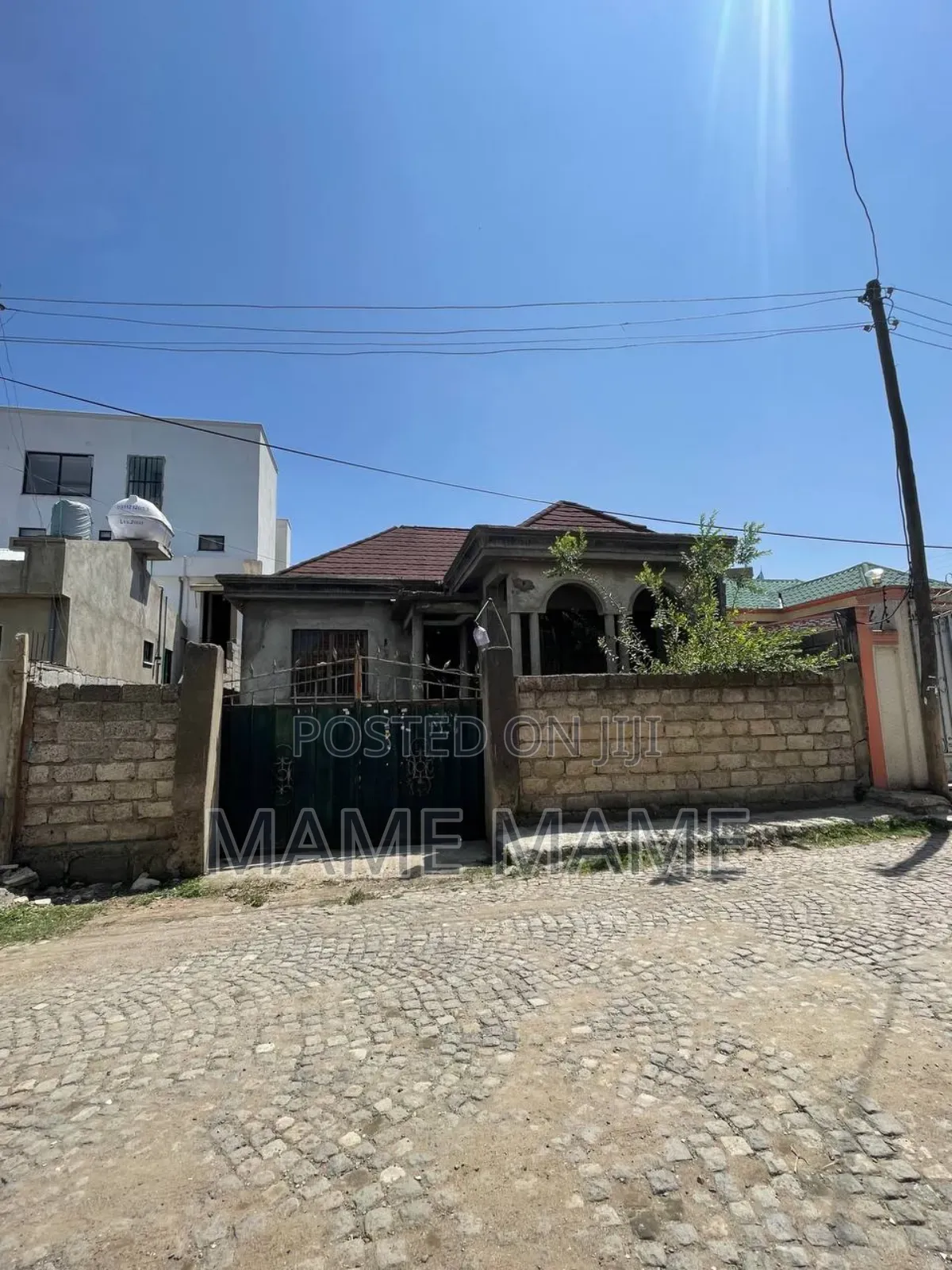 3bdrm Villa in Addis Abeba, Kolfe Keranio for sale