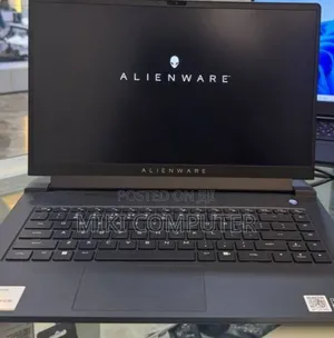 New Laptop Alienware M15 R3 16GB AMD Ryzen 7 SSD 512GB