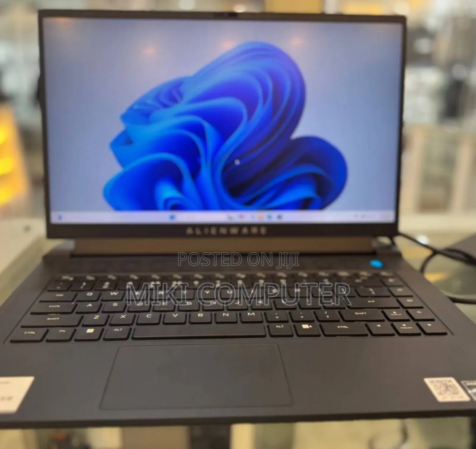 New Laptop Alienware M15 R3 16GB AMD Ryzen 7 SSD 512GB