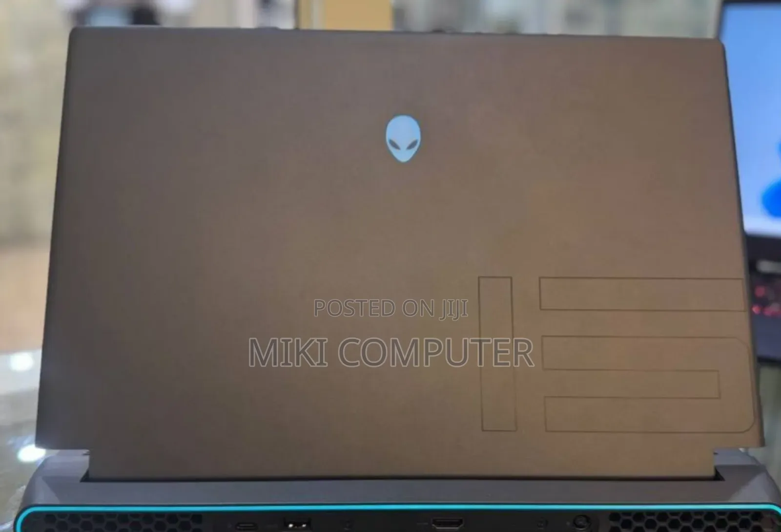 New Laptop Alienware M15 R3 16GB AMD Ryzen 7 SSD 512GB