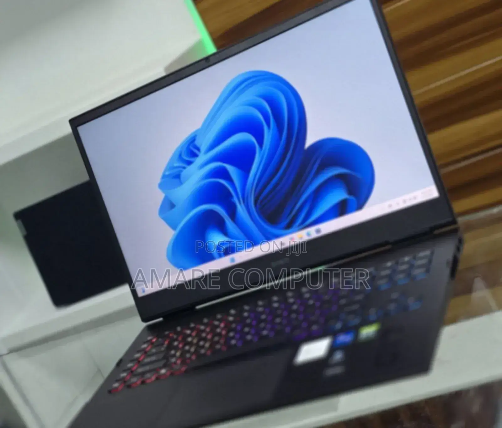 New Laptop HP Omen 17 16GB Intel Core I7 SSD 512GB