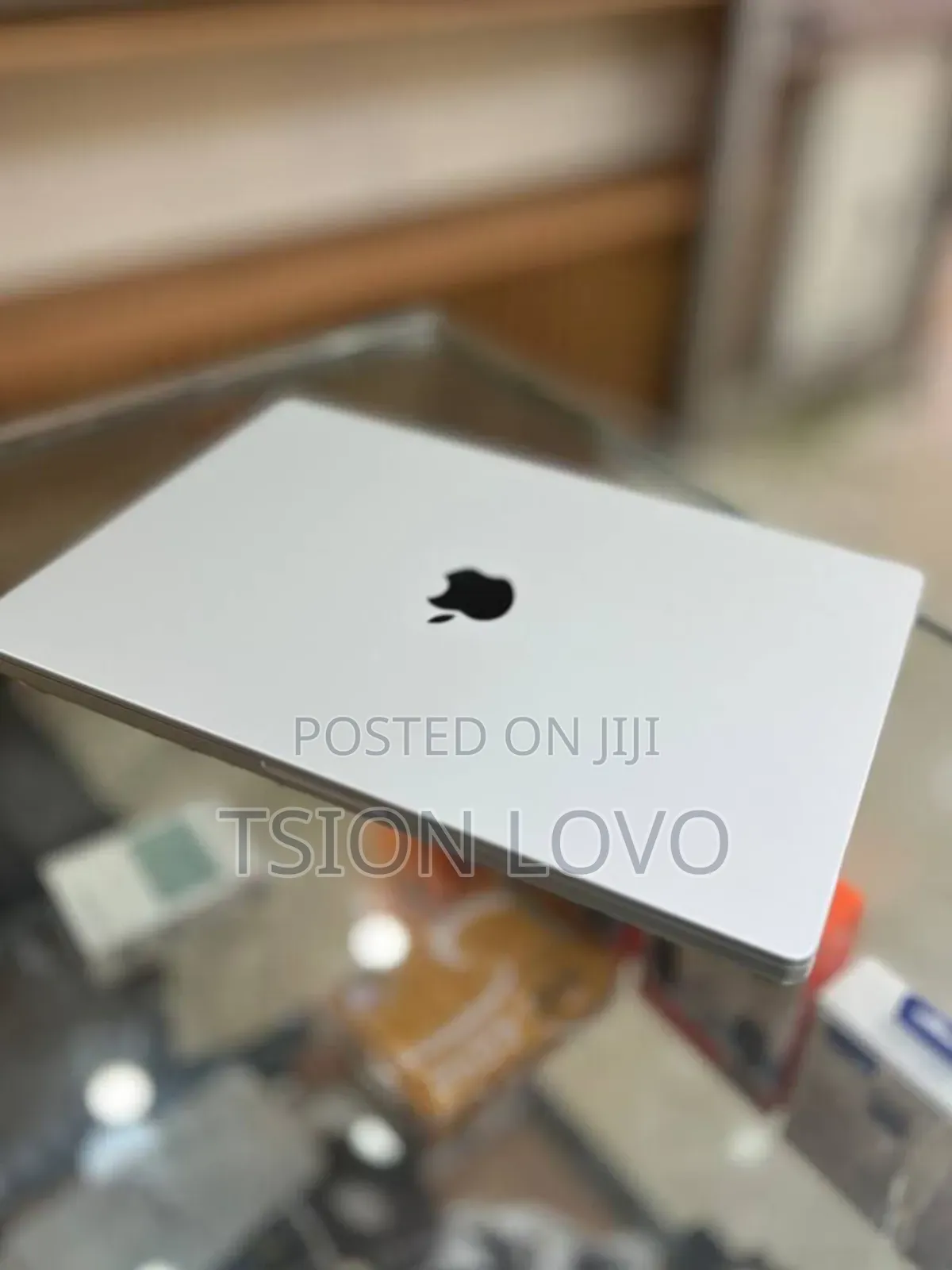 New Laptop Apple MacBook Pro M1 16GB Apple M1 Pro SSD 512GB