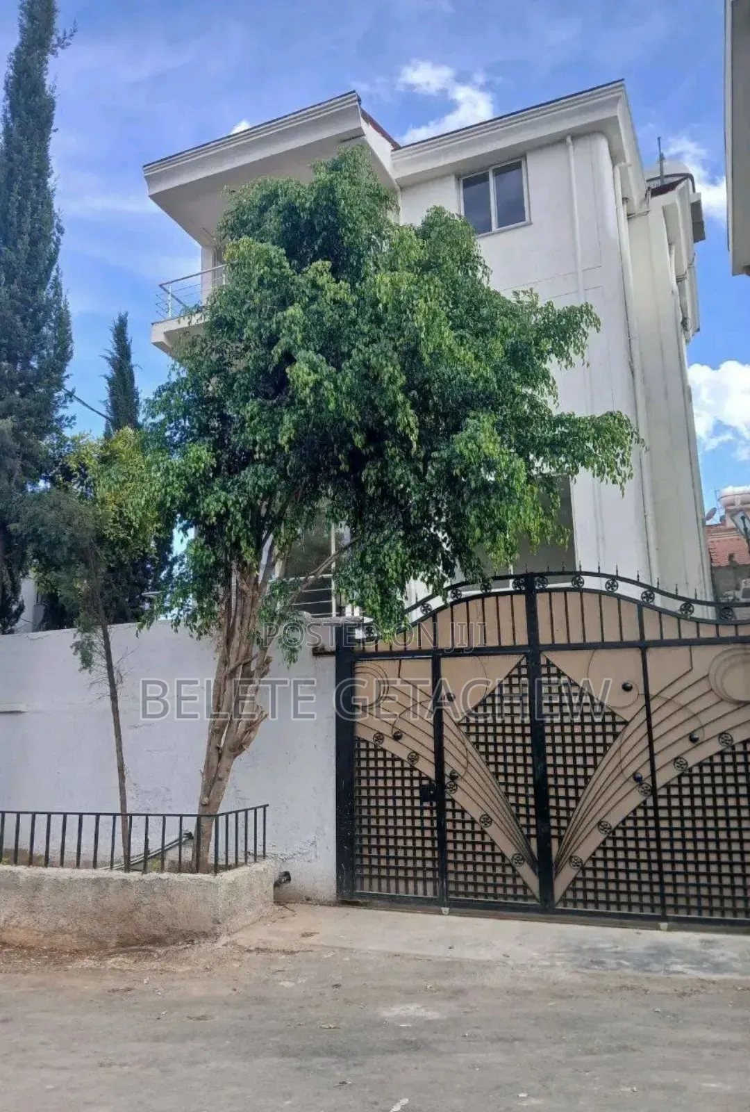 7bdrm House in Semit, G+3 Luxury, Bole for sale