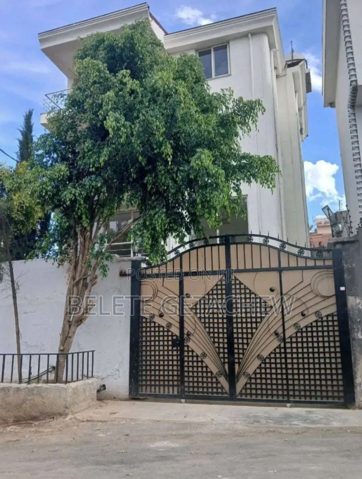 7bdrm House in Semit, G+3 Luxury, Bole for sale