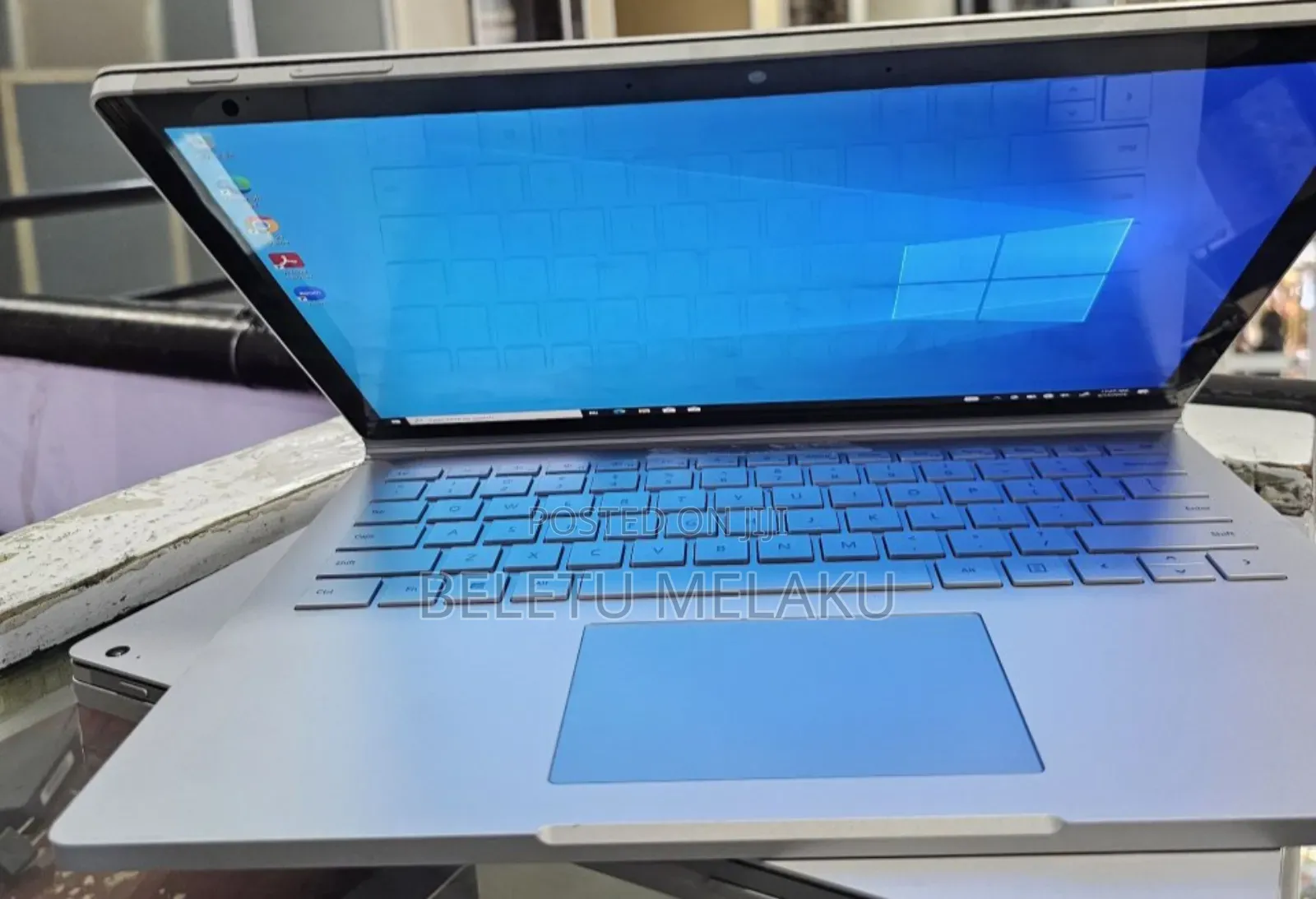 New Laptop Microsoft Surface 16GB Intel Core I7 SSD 256GB