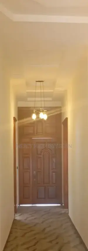 10bdrm House in M, Bole for sale