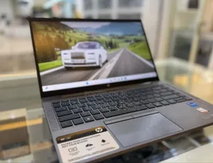 New Laptop HP ZBook Firefly G8 16GB Intel Core I7 SSD 1T