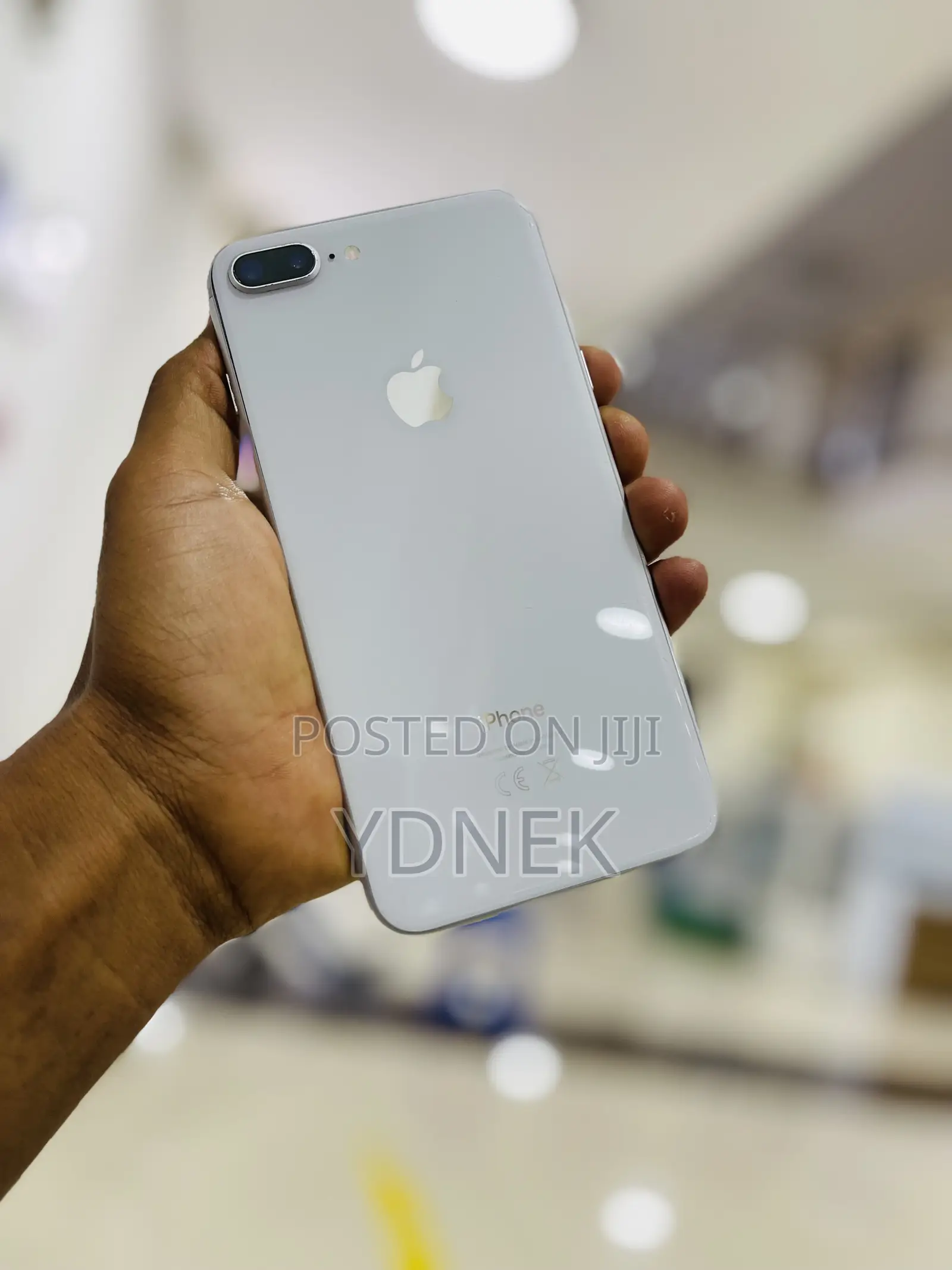 Apple iPhone 8 Plus 64 GB White