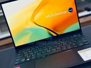 New Laptop Asus 16GB AMD Ryzen 5 SSD 512GB
