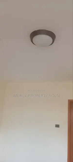 Warehouse for Rent Jackross Bole የሚከራይ መጋዘን ጃክሮስ አከባቢ