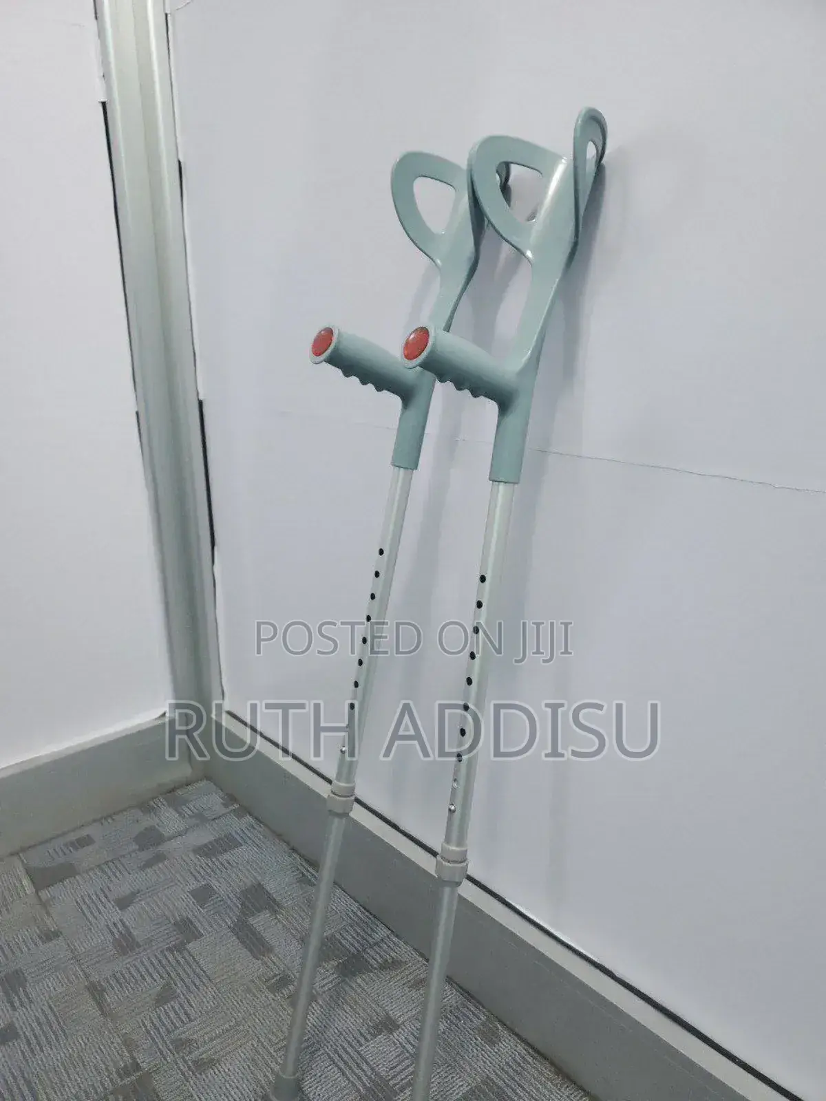 Crutches66crutches90crutches43crutches32crutches90crutches