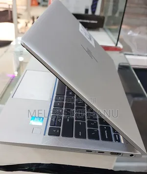 New Laptop HP EliteBook 830 G8 16GB Intel Core I5 SSD 512GB