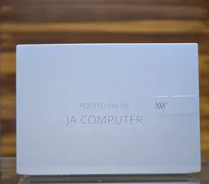 New Laptop Asus VivoBook 15 X505BA 16GB Intel Core I7 SSD 1T