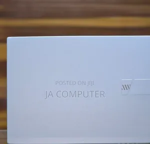 New Laptop Asus VivoBook 15 X505BA 16GB Intel Core I7 SSD 1T