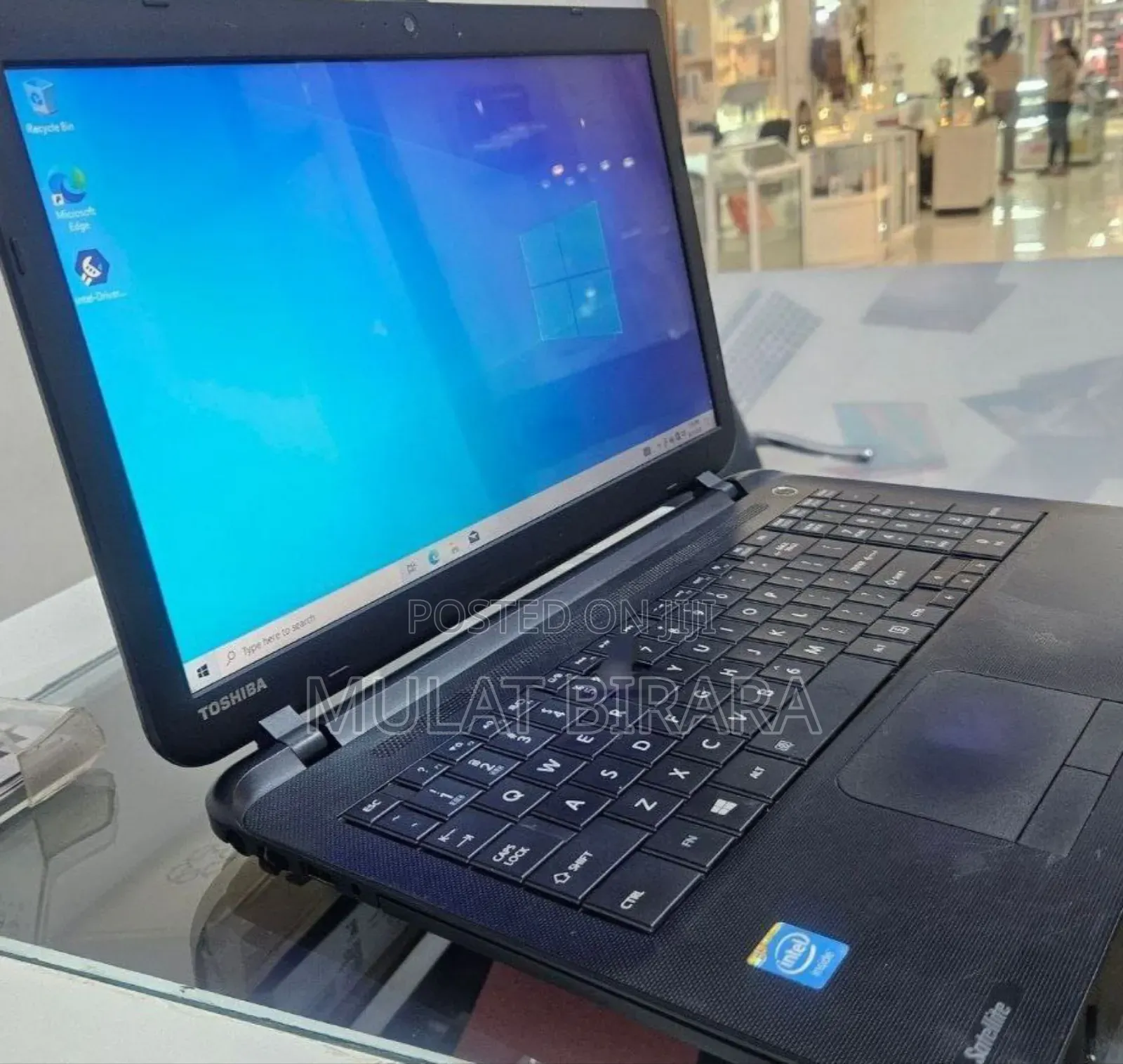 Laptop Toshiba Satellite C55 4GB Intel Pentium HDD 128GB