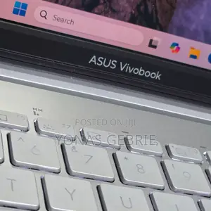 New Laptop Asus VivoBook 15 X505BA 16GB Intel Core I7 SSD 512GB